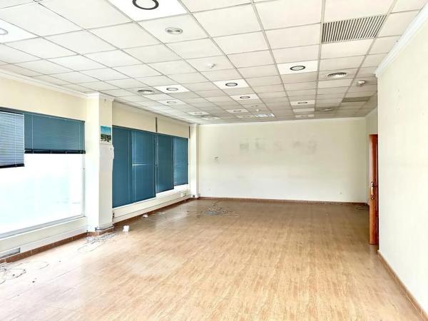 Nave en Barrio Parque Acuático - Sector 25