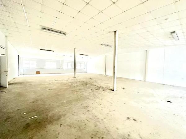 Nave en Barrio Parque Acuático - Sector 25