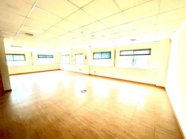 Nave en Barrio Parque Acuático - Sector 25