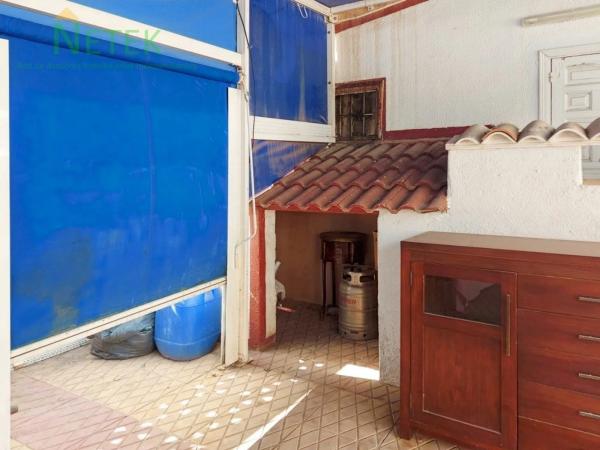 Local en calle Vinalopó, 2 -22