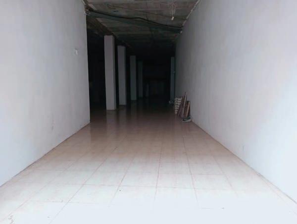 Local o nave en Calle Finlandia