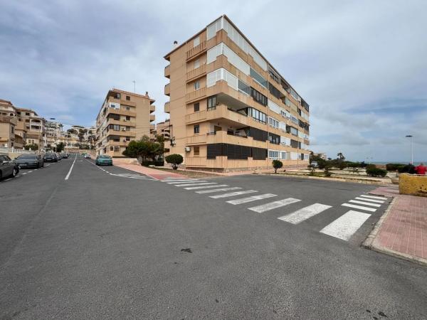 Local en calle Comunidad Valenciana