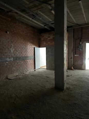 Local en calle Noruega s/n