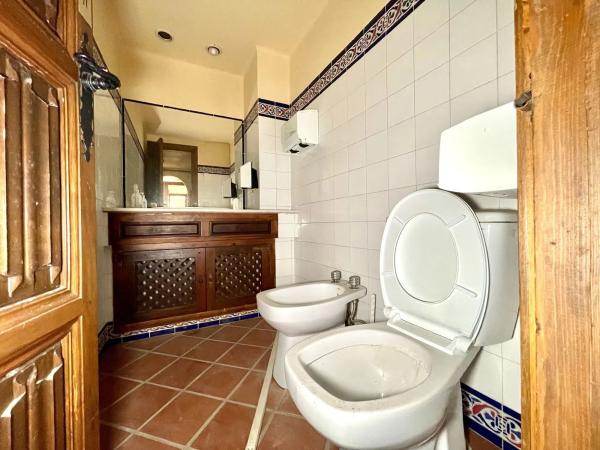 Local en avenida Roentgen, 5