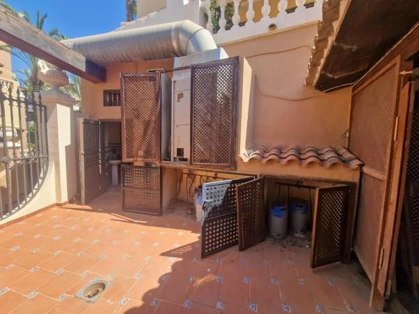 Local en avenida Roentgen