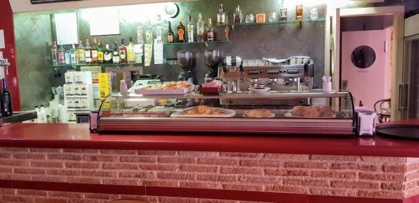 Local en calle Mar Baltico, 18