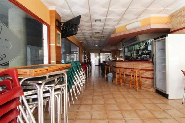 Local en calle Mar Baltico, 18