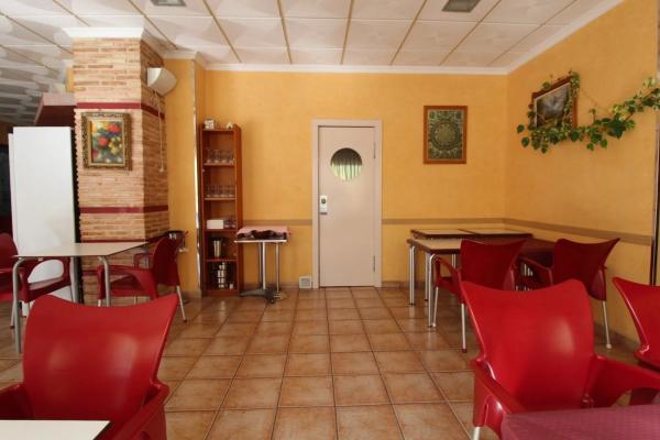 Local en calle Mar Baltico, 18