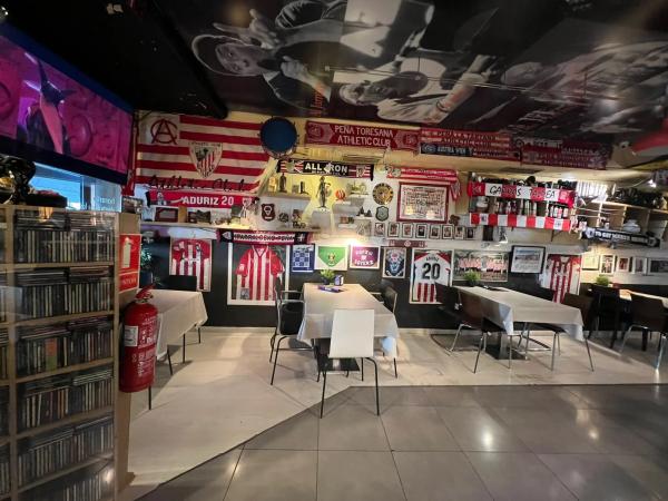 Local en avenida de las Habaneras, 38