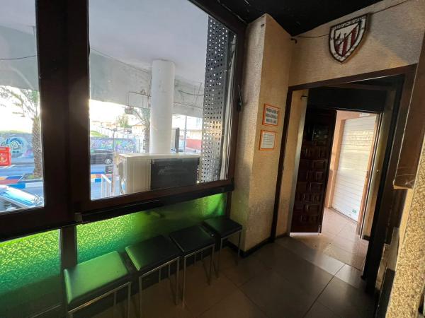 Local en avenida de las Habaneras, 38