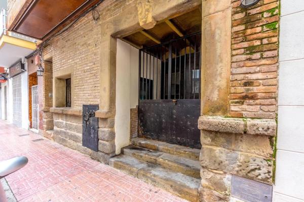 Local en calle Ramón y Cajal