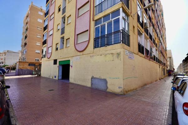 Local en calle los Gases s/n