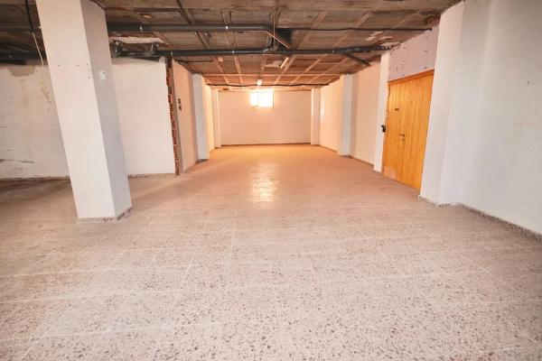 Local en calle los Gases s/n