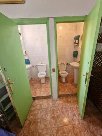 Local en calle Almudena