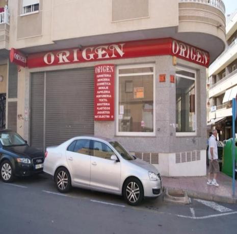 Local en calle Caballero de Rodas