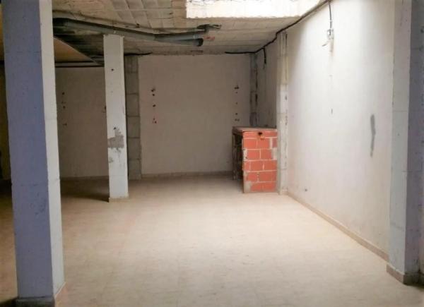 Local o nave en calle Bergantin