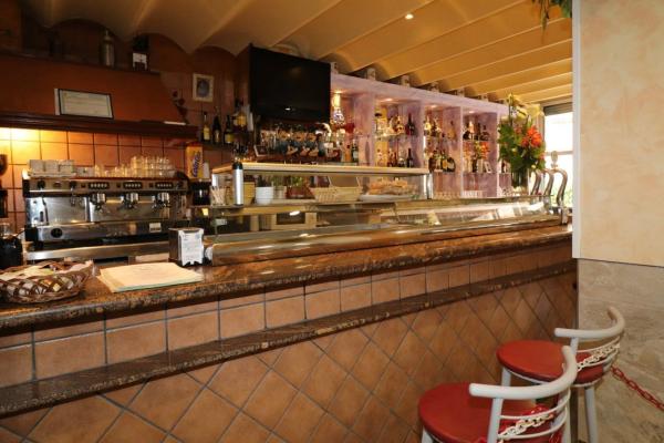 Local en calle Bergantin