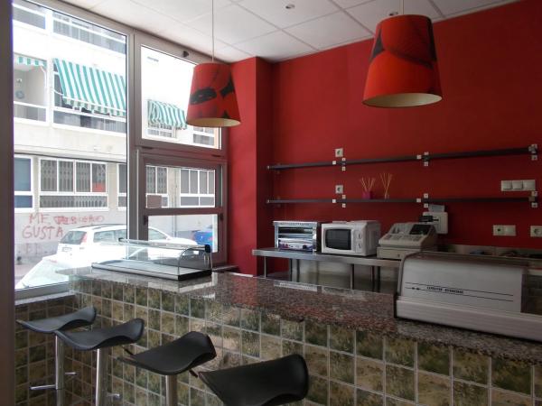 Local en calle San Pascual, 235