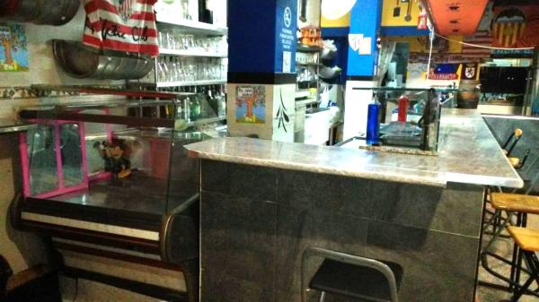 Local en calle Fragata, 22