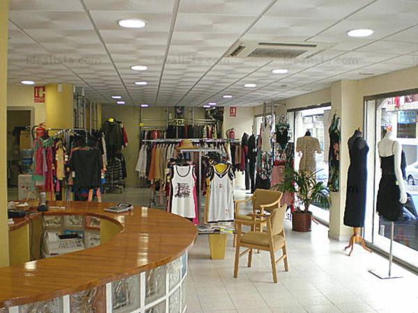 Local en calle San Pascual, 305