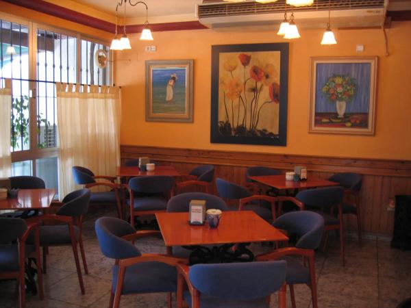 Local en avenida Diego Ramirez, 235