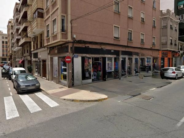 Local en Barrio Pont Nou-Corazón de Jesús