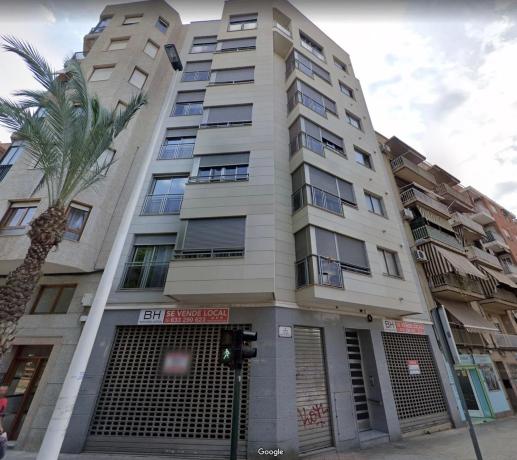 Local en avenida de la Llibertat