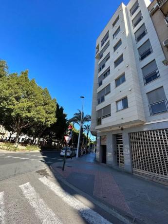 Local en avenida de la Llibertat