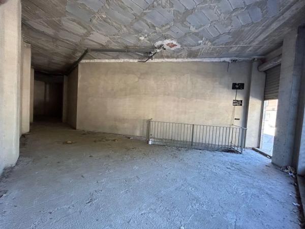 Local en avenida de la Llibertat