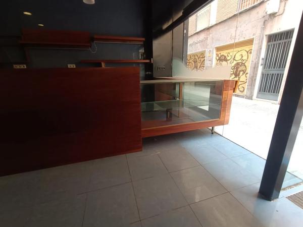 Local en Barrio Centro