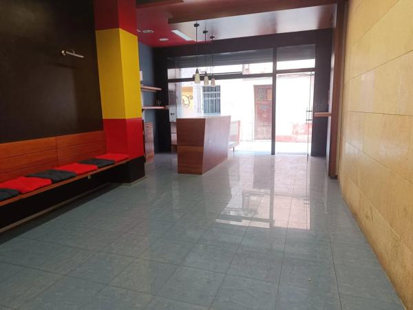 Local en Barrio Centro