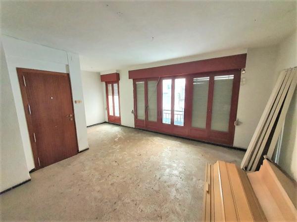 Local en Barrio Raval de Santa Teresa-El Asilo