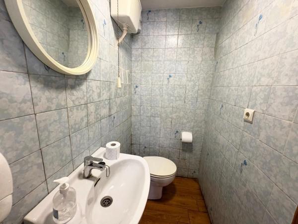 Local en calle Almirante Antequera