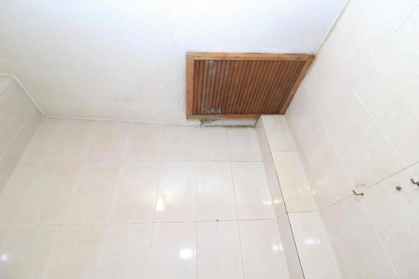 Local en calle Doctor Ferrán, 98