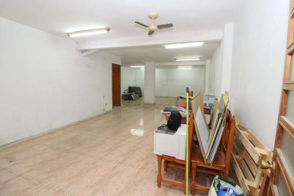 Local en calle Doctor Ferrán, 98