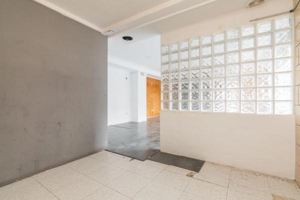 Local en avenida de Segarra, 13