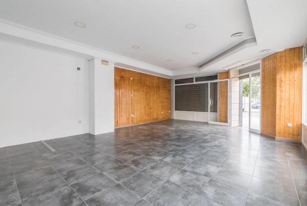 Local en avenida de Segarra, 13