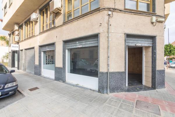 Local en avenida de Segarra, 13