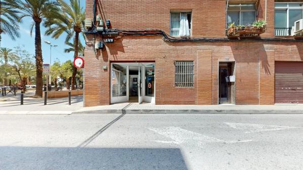 Local en Barrio Centro