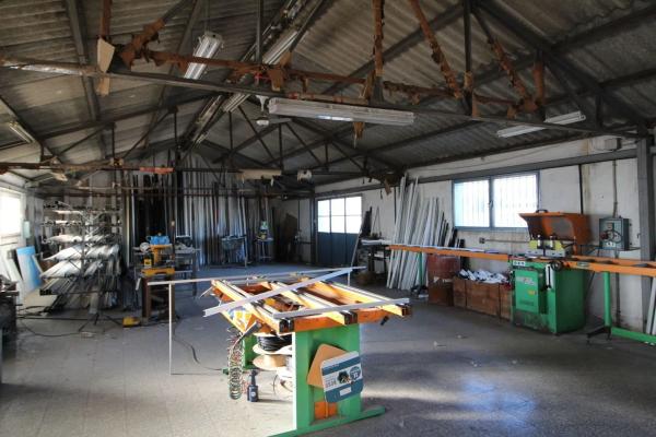 Nave en Algoda-Matola-Llano de San José