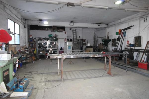 Nave en Algoda-Matola-Llano de San José