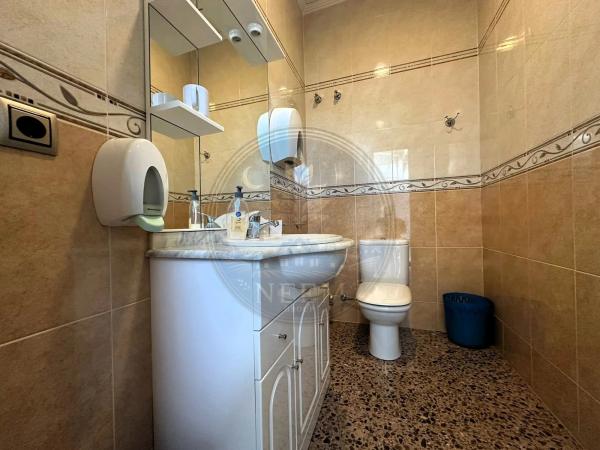 Local en Barrio Travalón