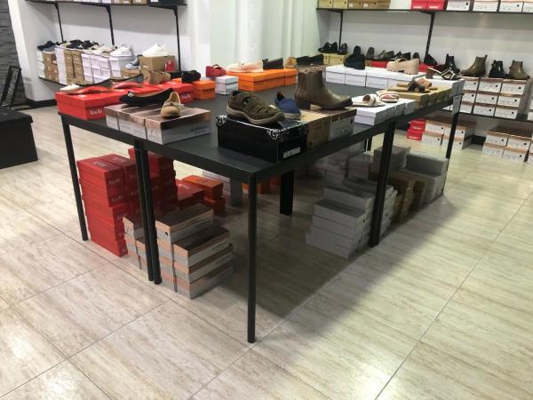 Local en calle Blas Valero, 38