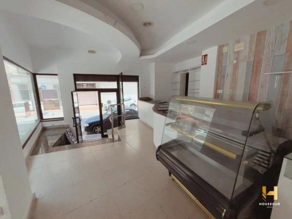 Local en calle Bailén, 2 -4