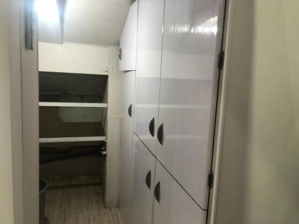 Local en calle Blas Valero, 38