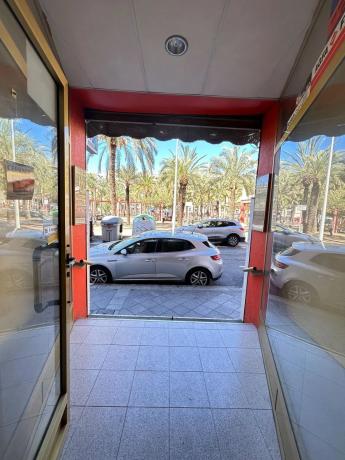 Local en Barrio Sector V-El Canal