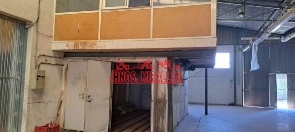 Nave en Algoda-Matola-Llano de San José