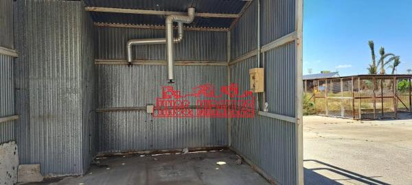 Nave en Algoda-Matola-Llano de San José