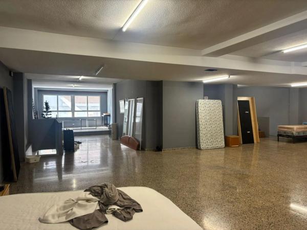 Local en Barrio Carrús Este