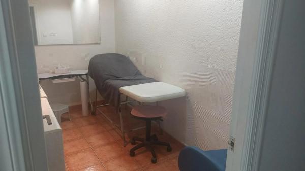 Local en Barrio Carrús Este